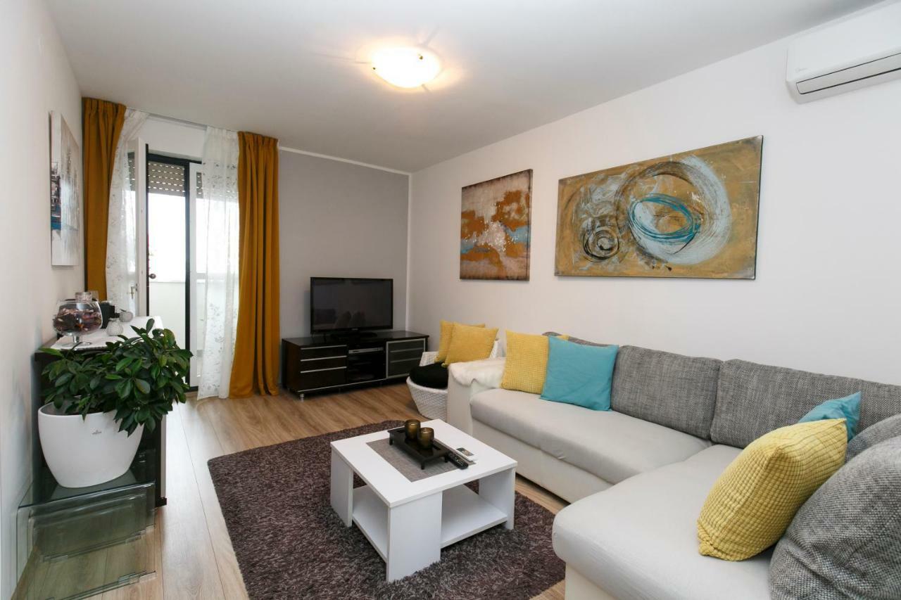 Golden Place Спліт Екстер'єр фото